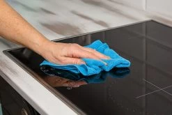 BiOHY Glaskeramik Kochfeldreiniger (3x1l Flasche) | Optimal Zur Reinigung Und Pflege Von Kochfeld Und Induktion | Geeignet Für ALLE GERÄTE 15 BiOHY Glaskeramik Kochfeldreiniger (3x1l Flasche) | Optimal Zur Reinigung Und Pflege Von Kochfeld Und Induktion | Geeignet Für ALLE GERÄTE -Reinigungsmittel Laden 43b6102c 21e9 47a2 a97f 67f36c8e630c