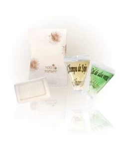 Gesichtscreme, Duschgel Und Shampoo Für Den Mann -Reinigungsmittel Laden b2dc93dd 1248 4fd3 b76a d9dafecb6d66