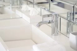 BiOHY Sanitärreiniger (10l Kanister) | Kalkzersetzendes Konzentrat Für Den Sanitärbereich | Badreiniger Mit Angenehme & Frischen Duft | EXTRA STARK -Reinigungsmittel Laden e60670df c82b 4f9c ba8b 7f52139819cc